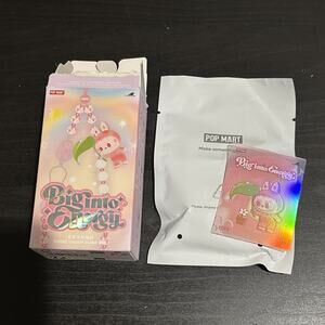 Pop Mart Labubu, The Monsters Big into Energy Love Phone Charm Pink Lanyard NEW